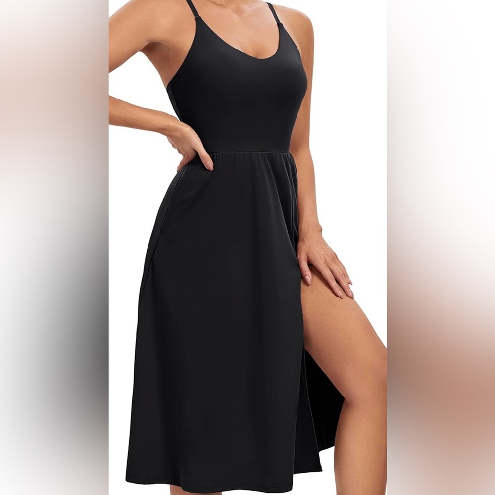 Athletic dress w/ built in shorts and pockets